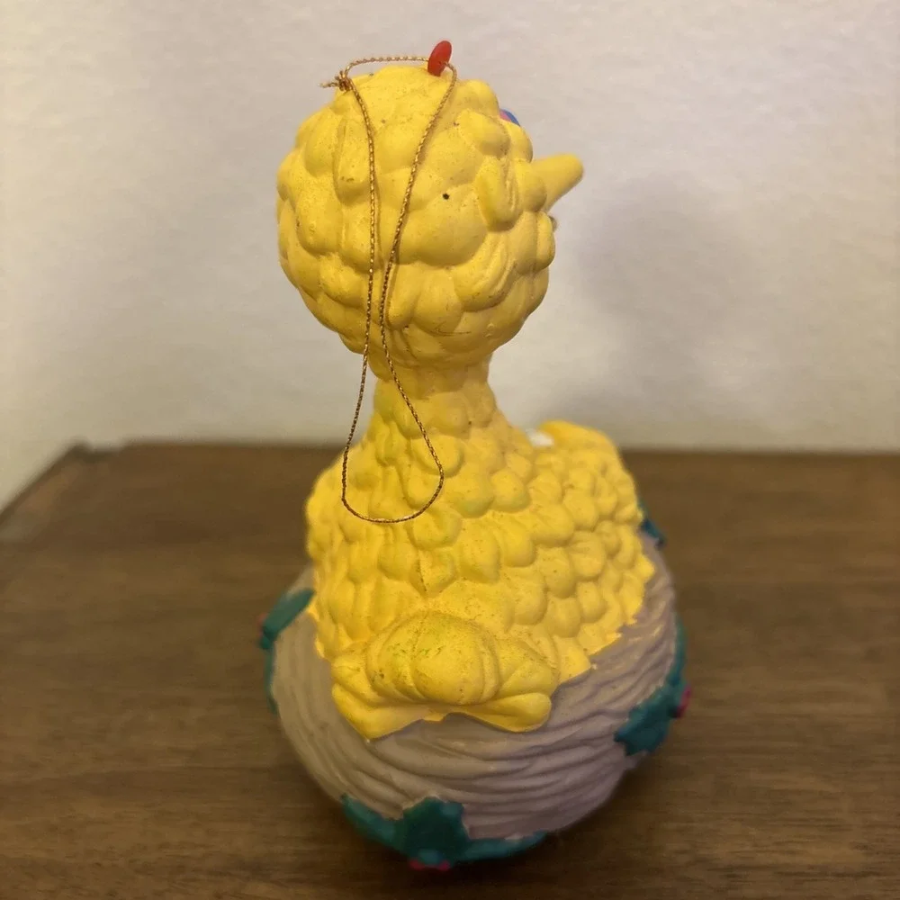 Sesame Street bird store